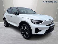 Vit Begagnad 2024 Volvo XC40 Core SUV | 419 500 kr
