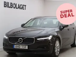 Grå Begagnad 2020 Volvo V90 Momentum Kombi | 318 500 kr (Marknadspris)