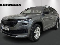 Grå Begagnad 2024 Skoda Kodiaq Comfort SUV | 459 900 kr (Marknadspris)