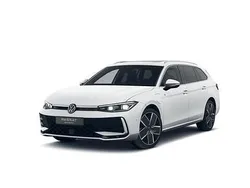 Vit Ny 2025 VW Passat R-line Edition Kombi | 539 900 kr (Bra pris)