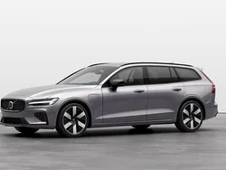 Silver Ny 2025 Volvo V60 Kombi | 581 200 kr (Dyr)