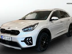 Grå (white) Begagnad 2021 Kia Niro Advance SUV | 194 900 kr (Marknadspris)