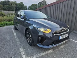 Grå Begagnad 2021 Kia Ceed Sportswagon Kombi | 215 000 kr (Bra pris)