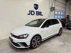Flerfärgad Begagnad 2016 VW Golf VII GTI Clubsport Halvkombi | 229 900 kr (Marknadspris)