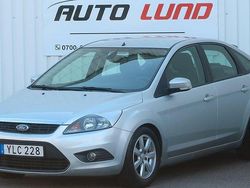 Grå (gråmetallic) Begagnad 2008 Ford Focus Halvkombi | 29 900 kr