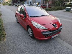 Röd Begagnad 2008 Peugeot 207 Halvkombi | 19 500 kr (Marknadspris)