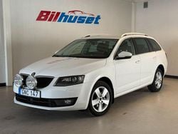 Vit Begagnad 2016 Skoda Octavia Style Kombi | 152 000 kr (Marknadspris)