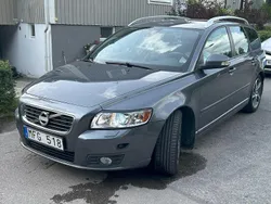 Grå Begagnad 2012 Volvo V50 Kombi | 45 000 kr (Bra pris)