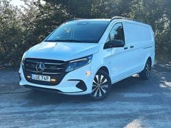 Vit Ny 2025 Mercedes Vito Minibuss | 811 250 kr