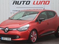 Röd Begagnad 2015 Renault Clio IV Halvkombi | 69 900 kr (Marknadspris)