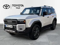 Vit Begagnad 2024 Toyota Land Cruiser Executive SUV | 1 050 000 kr