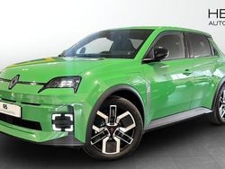 Ny 2025 Renault R5 Techno Halvkombi | 407 800 kr (Marknadspris)