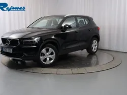Svart Begagnad 2022 Volvo XC40 Momentum SUV | 299 900 kr (Bra pris)