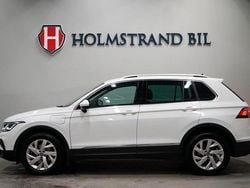 Vit Begagnad 2023 VW Tiguan Elegance SUV | 314 900 kr (Superpris)