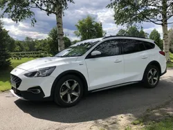 Vit Begagnad 2020 Ford Focus Active Kombi | 170 000 kr (Marknadspris)