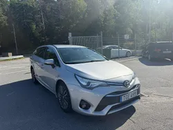 Silver Begagnad 2017 Toyota Avensis Kombi | 129 900 kr (Marknadspris)