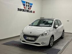 Vit Begagnad 2013 Peugeot 208 Halvkombi | 47 500 kr (Marknadspris)