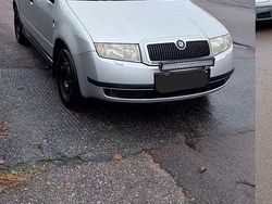 Begagnad 2000 Skoda Fabia Halvkombi | 11 500 kr (Superpris)