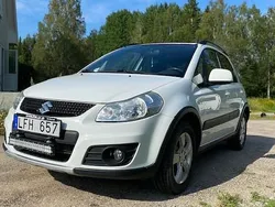 Vit Begagnad 2012 Suzuki SX4 Halvkombi | 60 000 kr (Bra pris)