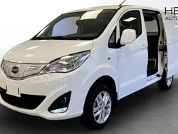 Vit (white) Begagnad 2023 BYD ETP3 Van | 222 375 kr (Bra pris)