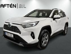 Vit Begagnad 2022 Toyota RAV4 Hybrid Active SUV | 324 800 kr (Bra pris)