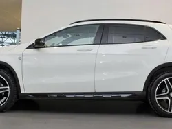 Vit Begagnad 2018 Mercedes GLA200 AMG SUV | 249 000 kr (Lite dyr)