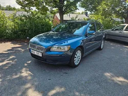 Blå Begagnad 2005 Volvo V50 Kombi | 26 900 kr (Marknadspris)
