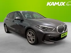 Silver/grå Begagnad 2020 BMW 118 M Sport Halvkombi | 229 800 kr (Marknadspris)