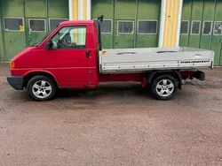 Röd Begagnad 2003 VW T4 Van | 25 000 kr