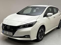 Vit Begagnad 2022 Nissan Leaf 360º Halvkombi | 159 000 kr (Superpris)