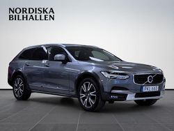 Grå Begagnad 2017 Volvo V90 CC Inscription Kombi | 319 795 kr (Marknadspris)
