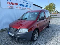 Mörkröd (röd) Begagnad 2010 VW Caddy Minibuss | 39 900 kr