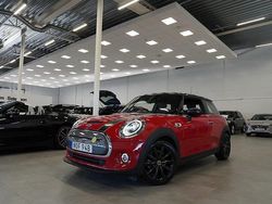 Röd Begagnad 2020 Mini Cooper Halvkombi | 199 900 kr (Marknadspris)