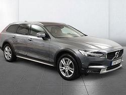 Grå Begagnad 2017 Volvo V90 CC Plus Kombi | 259 900 kr (Dyr)