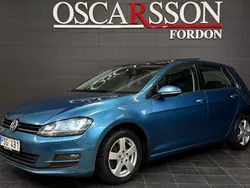 Blå (blå metallic) Begagnad 2013 VW Golf VII Halvkombi | 109 900 kr (Marknadspris)