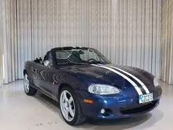 Mörkblå Begagnad 2002 Mazda MX5 Cab | 69 900 kr (Marknadspris)