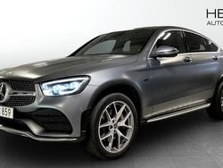 Grå (grey) Begagnad 2021 Mercedes GLC300e AMG line Sportkupé | 489 900 kr (Bra pris)