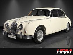 Vit Begagnad 1963 Jaguar MK II Sedan | 299 900 kr