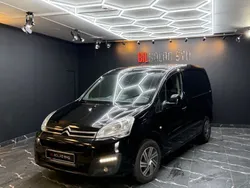 Svart Begagnad 2017 Citroën Berlingo Minibuss | 98 500 kr (Marknadspris)