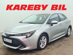 Silver Begagnad 2022 Toyota Corolla Hybrid Active Halvkombi | 168 900 kr