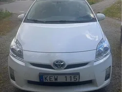 Vit Begagnad 2009 Toyota Prius Halvkombi | 75 000 kr (Marknadspris)