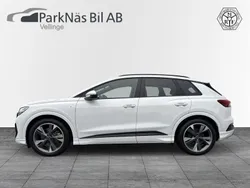 Vit Begagnad 2023 Audi Q4 e-tron S-Line SUV | 499 900 kr (Marknadspris)