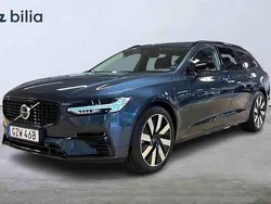 Blå Begagnad 2025 Volvo V90 Kombi | 528 500 kr (Marknadspris)