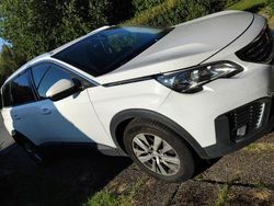Vit Begagnad 2018 Peugeot 5008 Minibuss | 139 900 kr (Bra pris)
