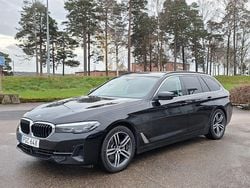 Svart Begagnad 2021 BMW 520 Kombi | 309 900 kr (Superpris)