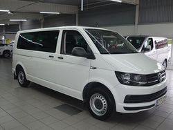 Vit Begagnad 2016 VW Caravelle Trendline Minibuss | 199 900 kr (Bra pris)