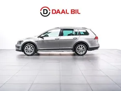 Silver Begagnad 2017 VW Golf Alltrack Kombi | 164 700 kr (Marknadspris)