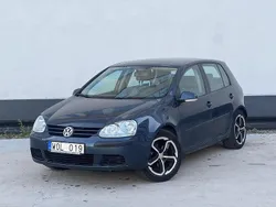 Grå Begagnad 2005 VW Golf IV Halvkombi | 39 900 kr (Lite dyr)