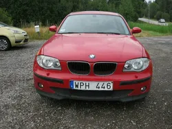 Röd Begagnad 2005 BMW 116 Advantage Halvkombi | 24 000 kr (Superpris)