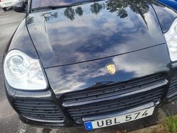 Begagnad 2004 Porsche Cayenne Turbo SUV | 90 000 kr (Bra pris)
